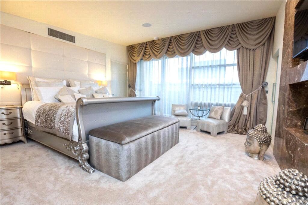 A well-prepared guest bedroom