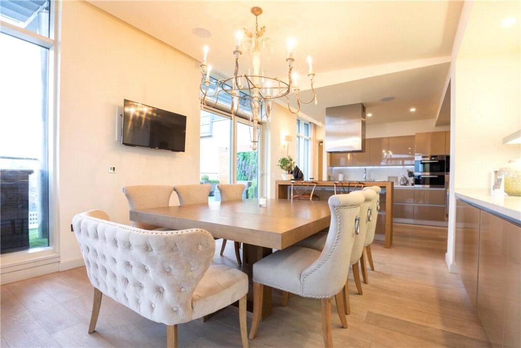 Warm and comfortable short-let accommodation